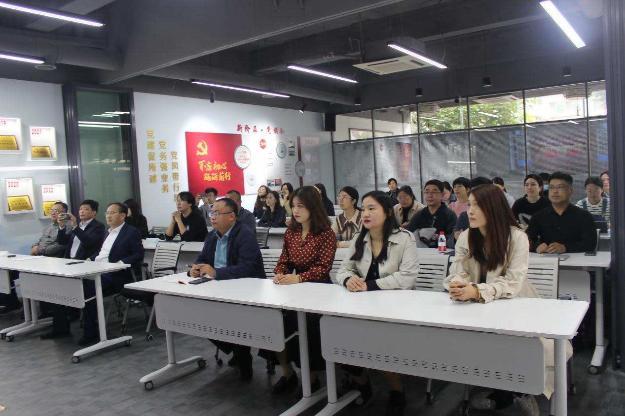 喜迎二十大，奋进新征程——山东凌云志律师事务所党支部组织全所人员集体观看党的二十大开幕会直播